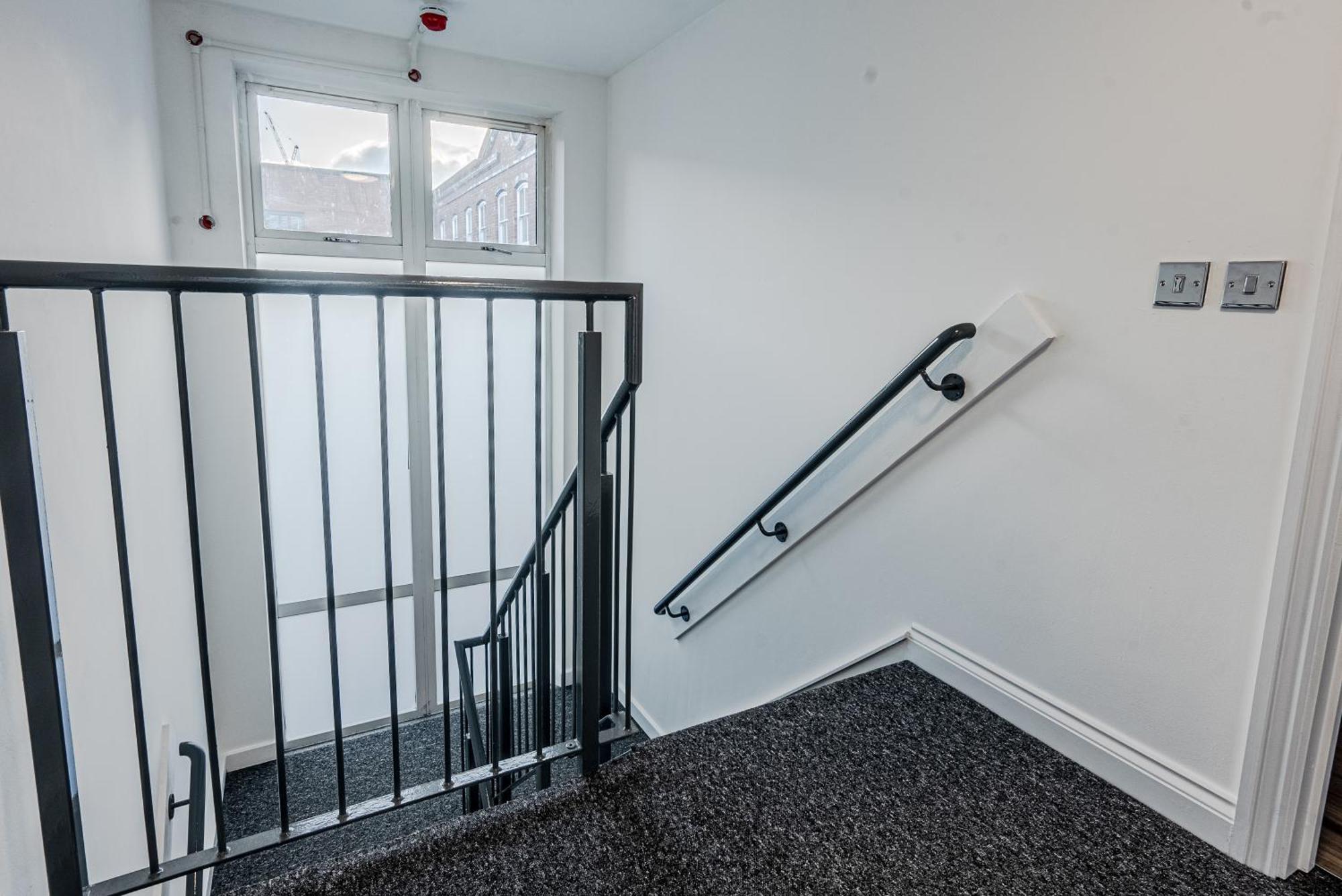 Stunning Three Bedroom Townhouse In The Jewellery Quarter, Birmingham City Centre Sleeps 5- Free Parking Bagian luar foto