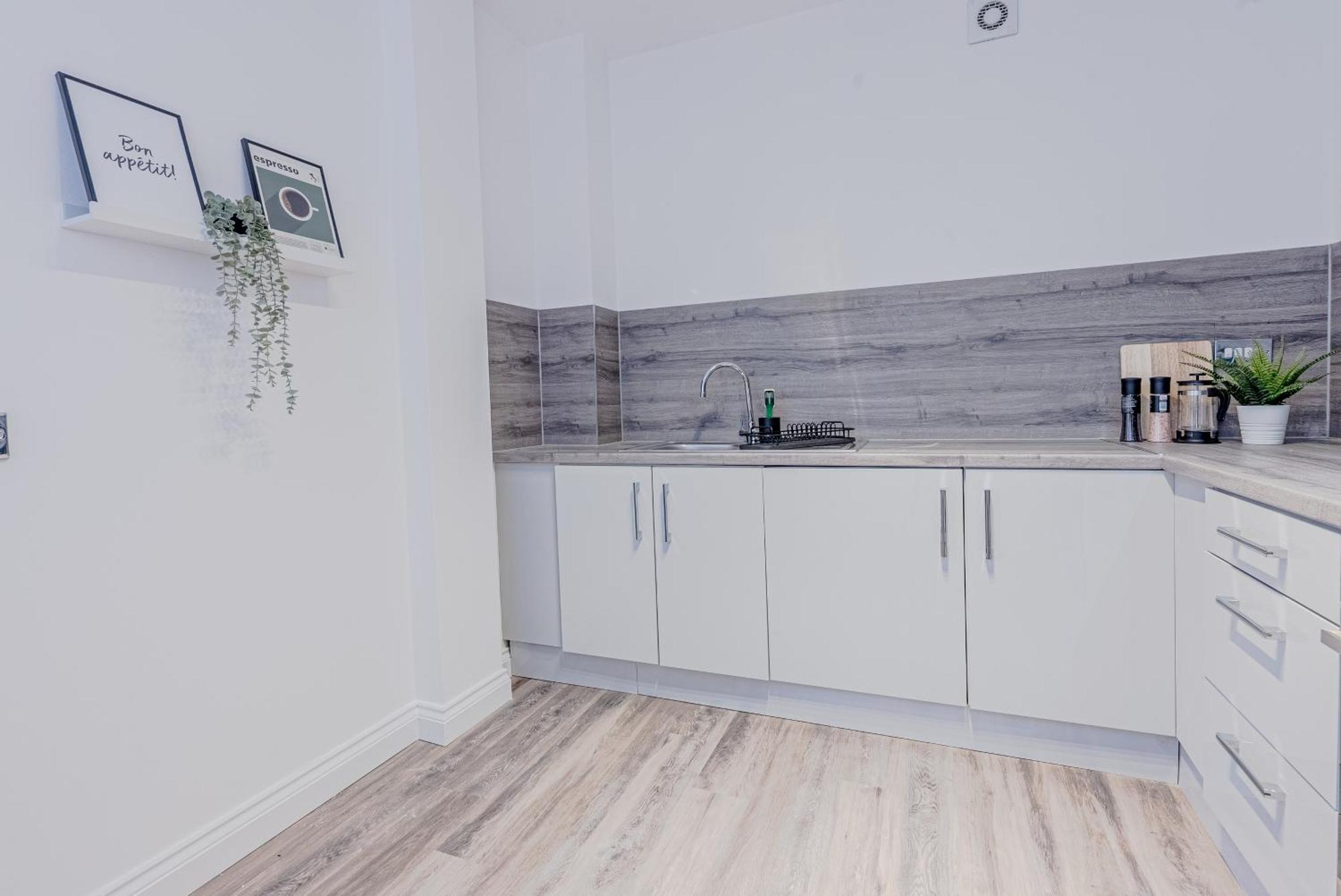 Stunning Three Bedroom Townhouse In The Jewellery Quarter, Birmingham City Centre Sleeps 5- Free Parking Bagian luar foto